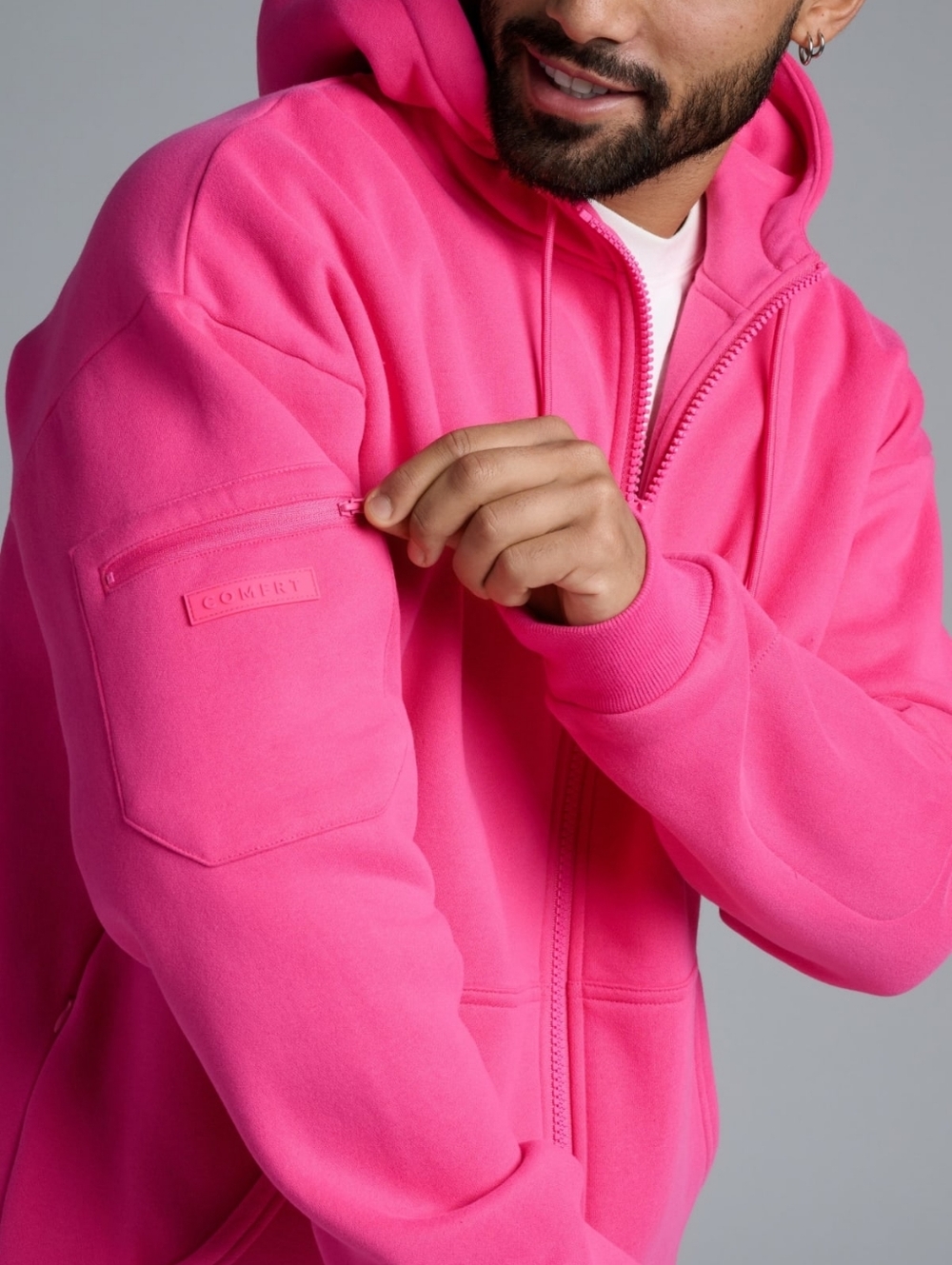 *SOLD OUT ONLINE* Brand NEW Comfrt Airplane Mode Zip Hoodie Size M - Picture 2 of 4